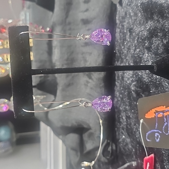 NWT Amethyst and Sterling Silver Wire Earrings from Artinfinitum.art Boutique - Picture 1 of 6